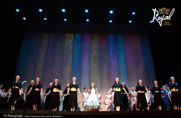 Alice Sails in Royaland #pirates