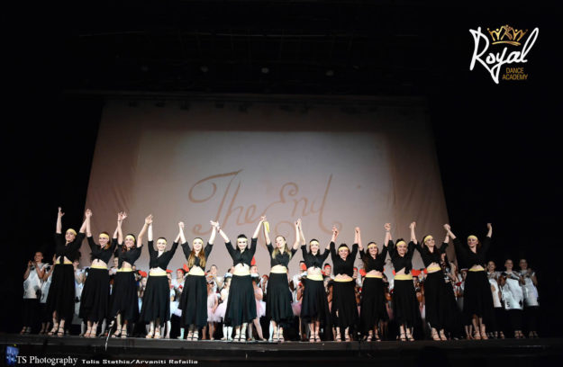 Alice Sails in Royaland #pirates