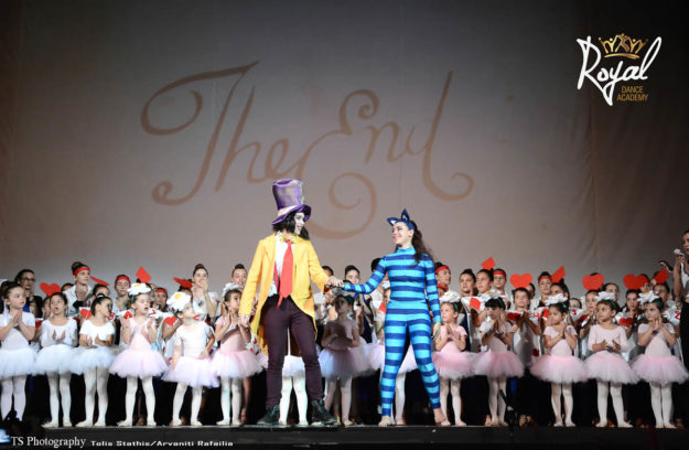 Alice Sails in Royaland #Mad_Hatter #Cheshire_Cat