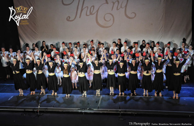 Alice Sails in Royaland #pirates