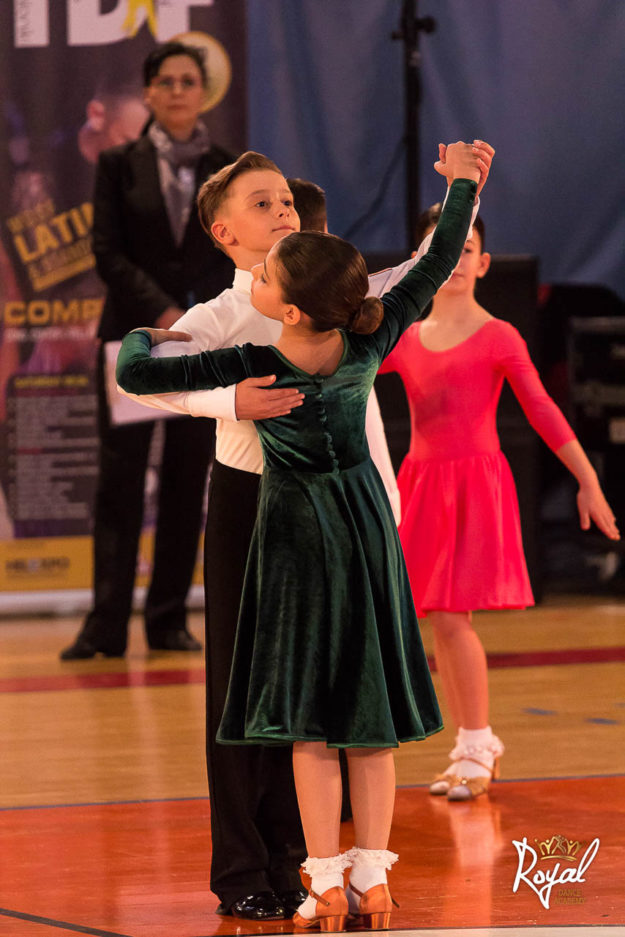 Couple Standard Juvenile