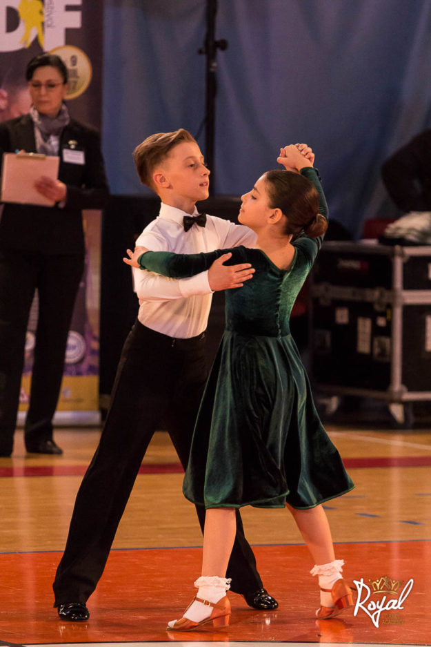 Couple Standard Juvenile