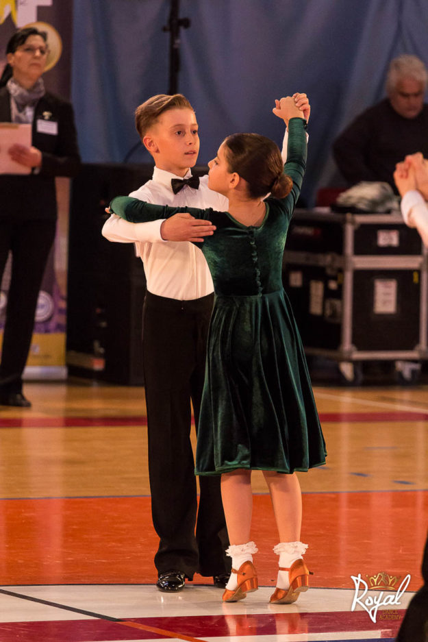 Couple Standard Juvenile