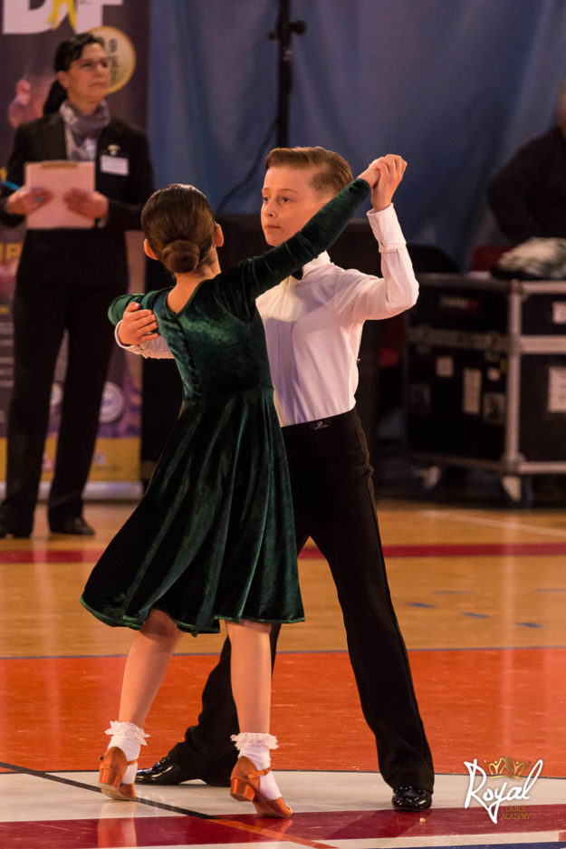 Couple Standard Juvenile