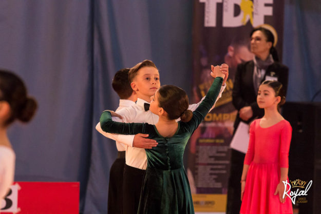 Couple Standard Juvenile