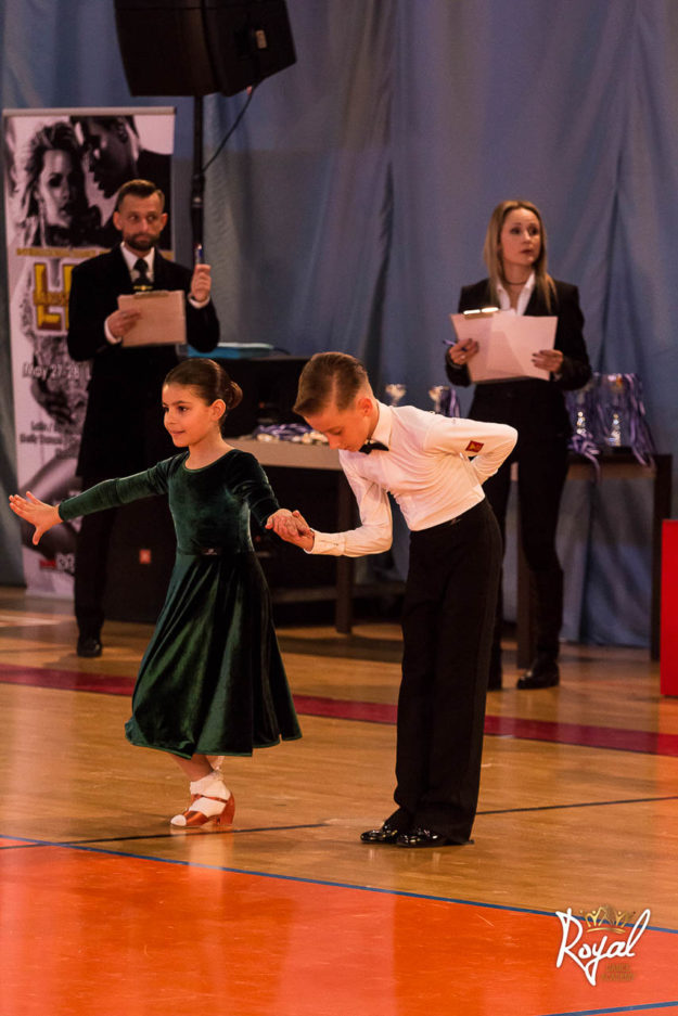 Couple Standard Juvenile