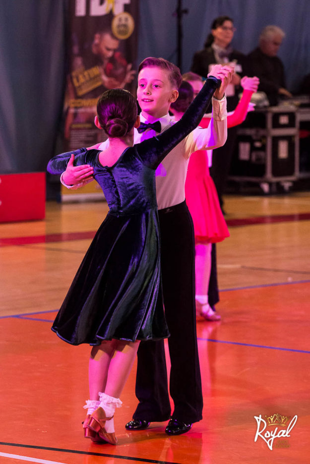 Couple Standard Juvenile