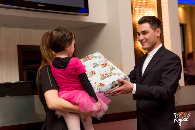 Christmas Party #presents