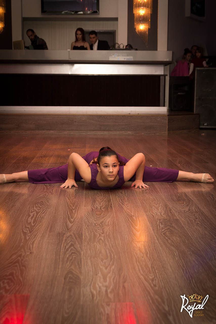 Christmas Party #contemporary #solo