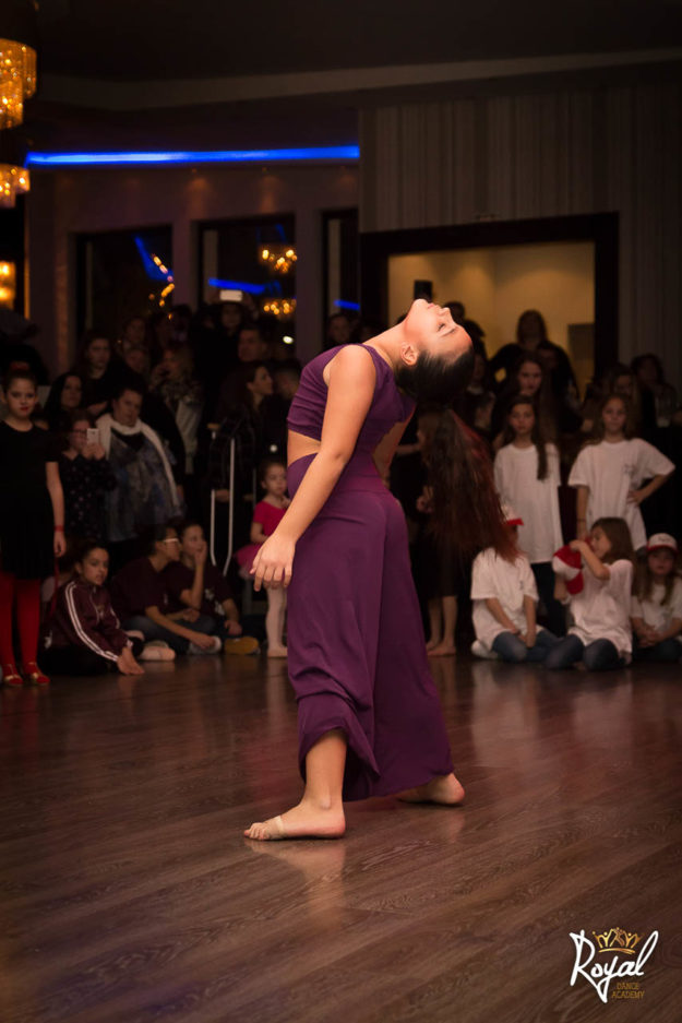 Christmas Party #contemporary #solo